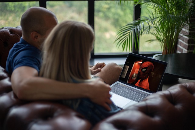 IPTV Streaming Guide 2025: Best Apps, Subscription Deals & How to Fix Buffering